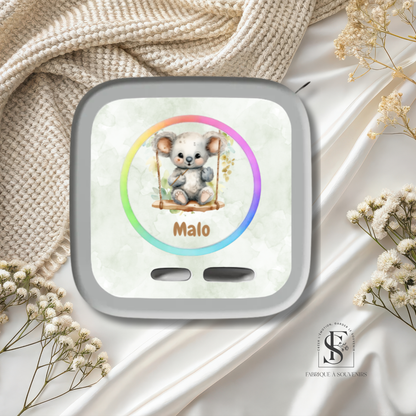 Sticker Toniebox 2 personnalisé koala sur balançoire avec prénom – Autocollant enfant